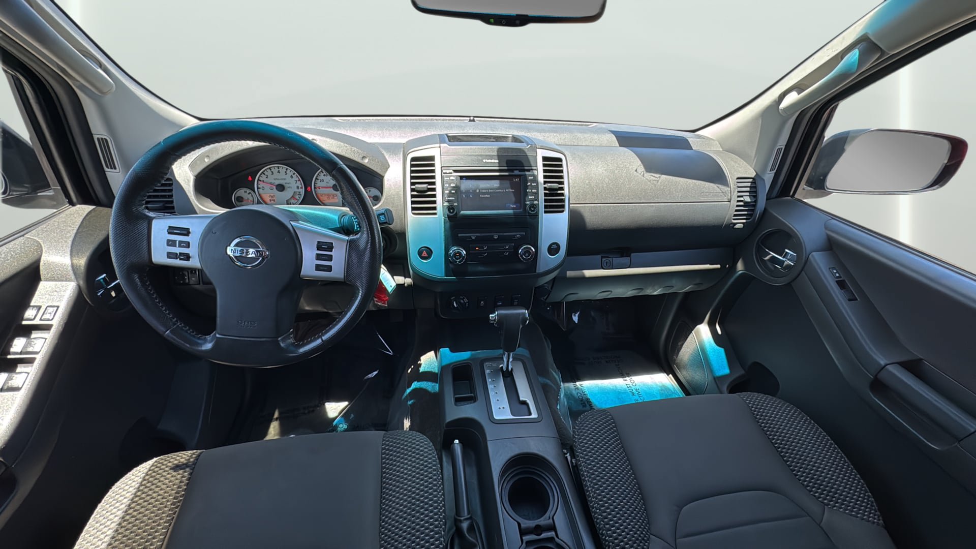 Used 2013 Nissan Xterra PRO-4X AWD/4WD image 31