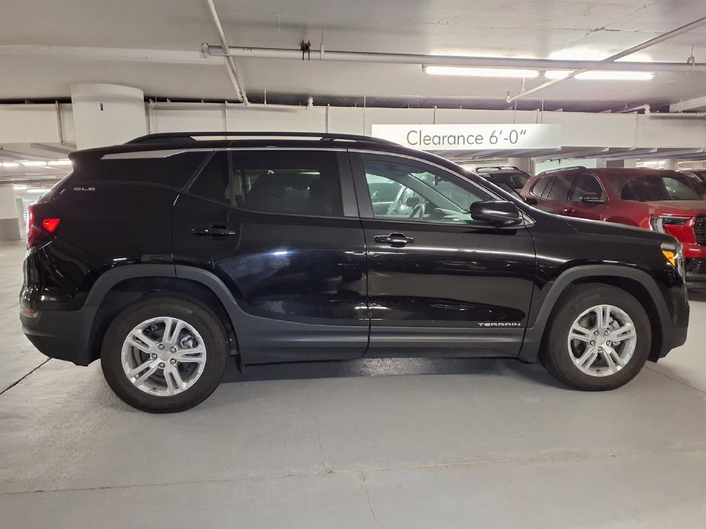 Certified 2022 GMC Terrain SLE w/ Driver Convenience Package FWD image 22