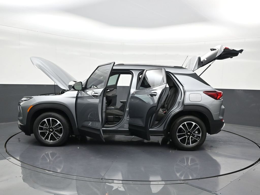 Used 2024 Chevrolet TrailBlazer LT image 33