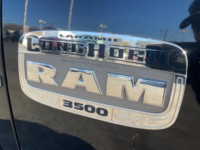 Used 2018 RAM 3500 Laramie Longhorn image 19