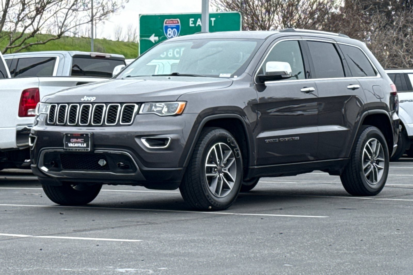 Used 2021 Jeep Grand Cherokee Limited w/ Trailer Tow Group IV image 9
