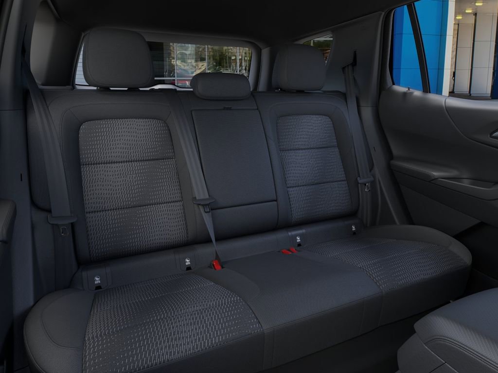 New 2026 Chevrolet Equinox LT w/ Safety and Technology Package FWD image 17