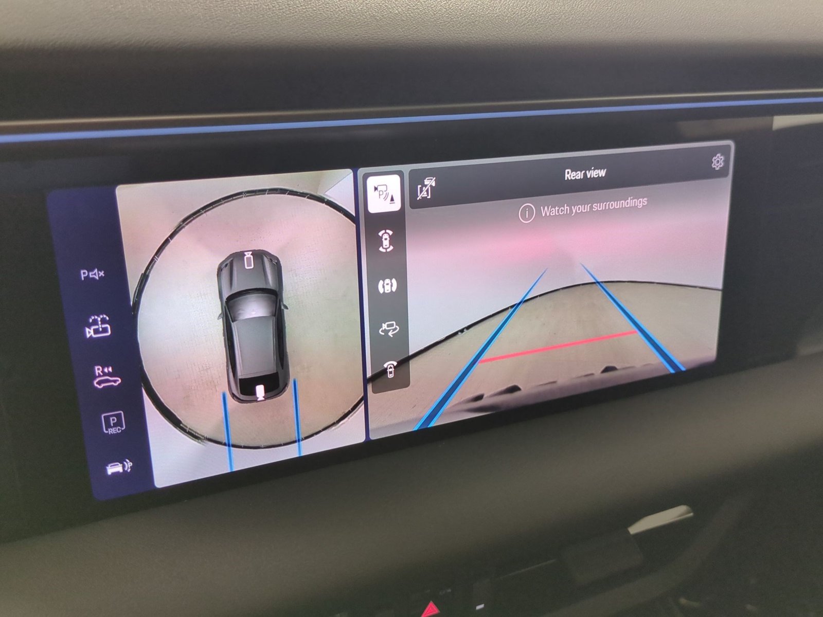 New 2026 Porsche Macan Electric RWD image 20