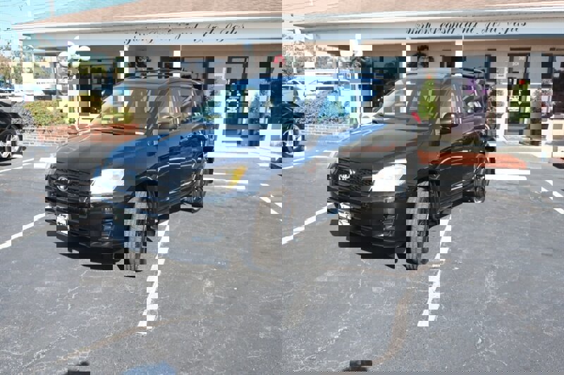 Used 2012 Toyota RAV4 4WD w/ Value Pkg image 1