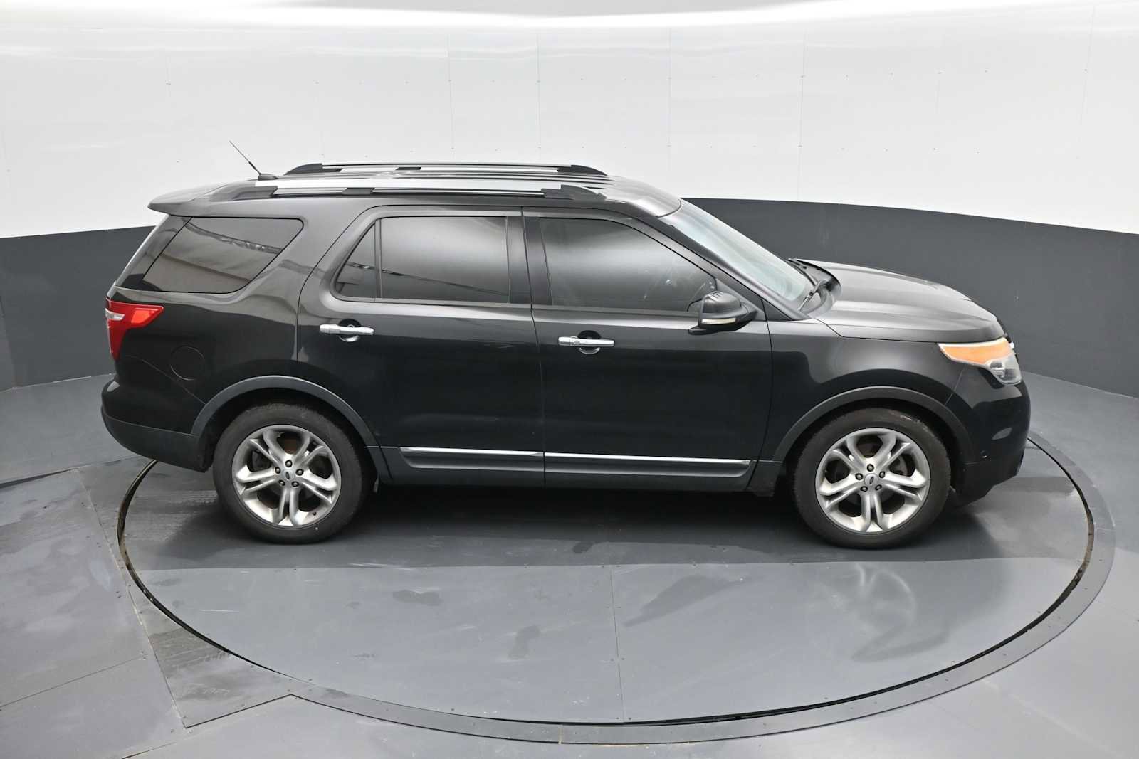 Used 2012 Ford Explorer Limited image 28
