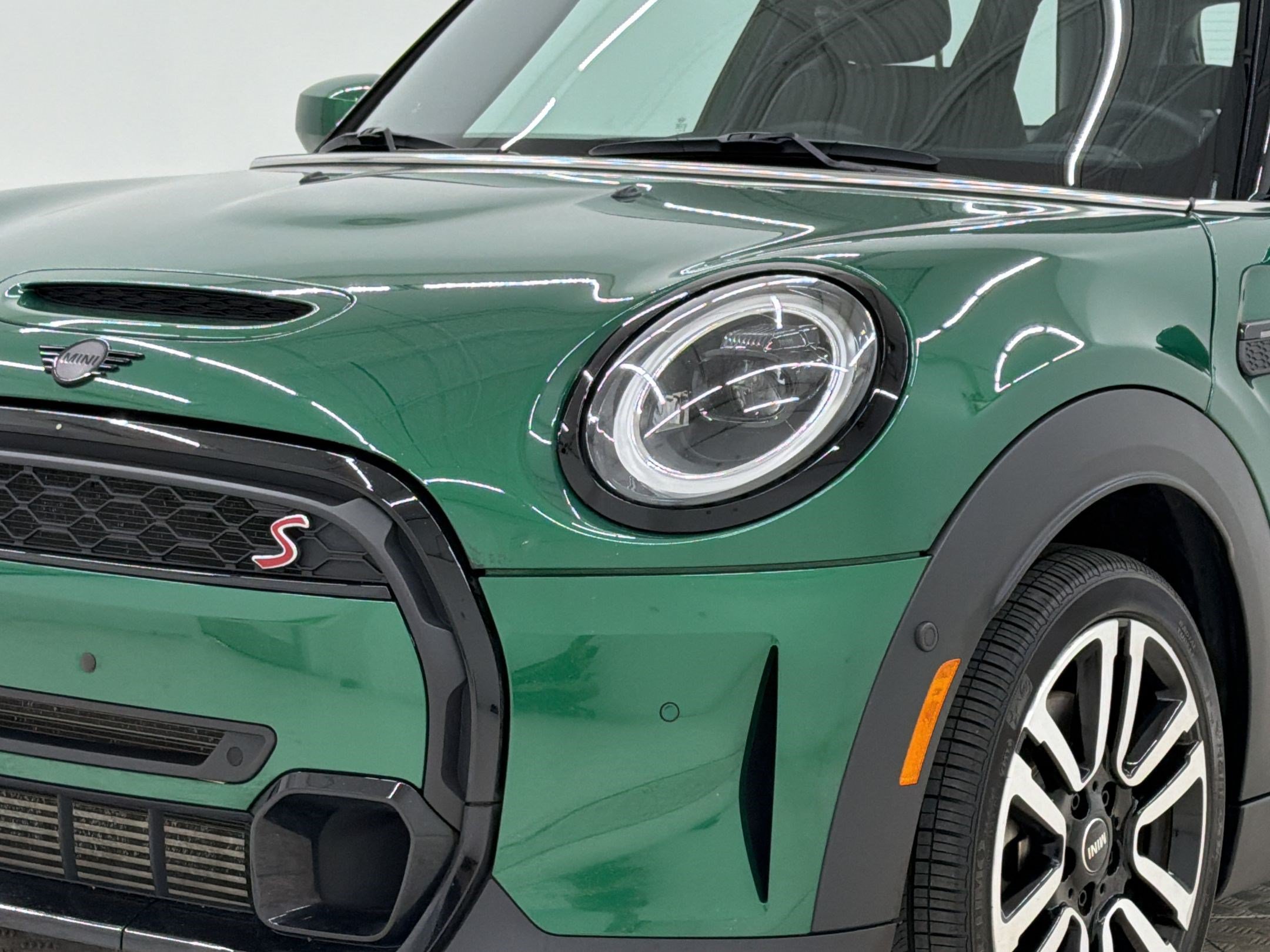 Used 2024 MINI Cooper S FWD image 12