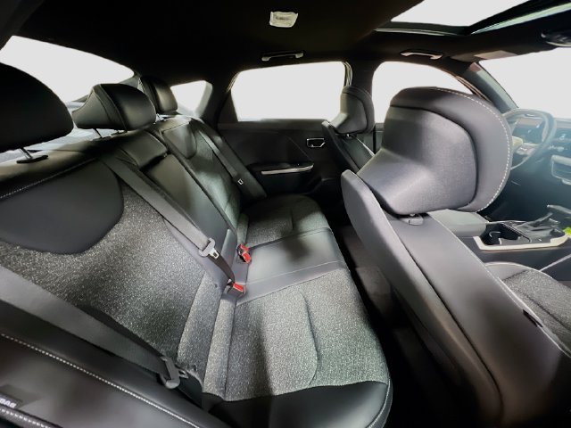 New 2025 Kia K4 EX w/ GT-Line Sunroof Package FWD image 27