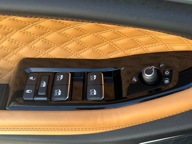 Used 2023 Jeep Grand Cherokee Summit image 23