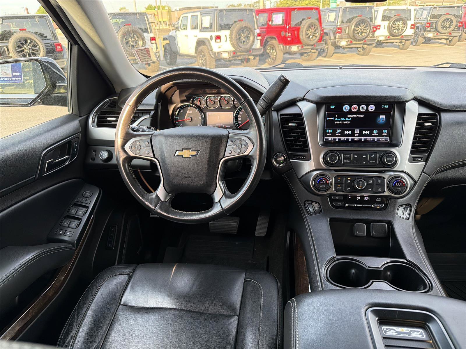 Used 2017 Chevrolet Tahoe LT w/ Luxury Package AWD/4WD image 24