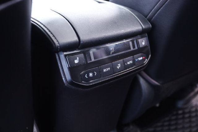 Used 2020 Toyota Highlander Platinum AWD/4WD image 61