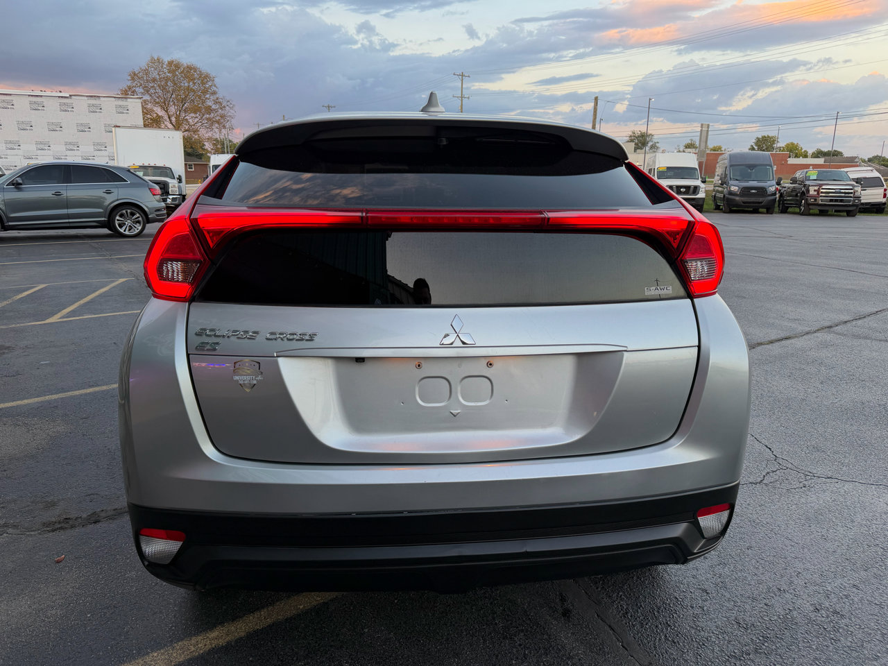 Used 2020 Mitsubishi Eclipse Cross ES image 4