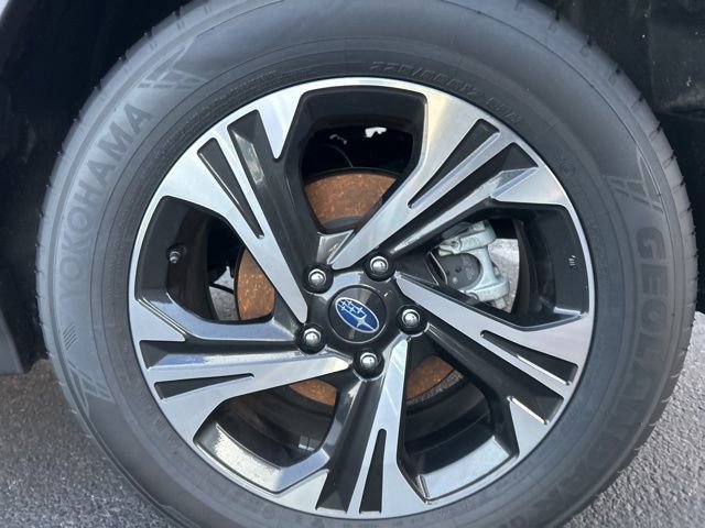 Used 2025 Subaru Crosstrek 2.0i Premium image 8