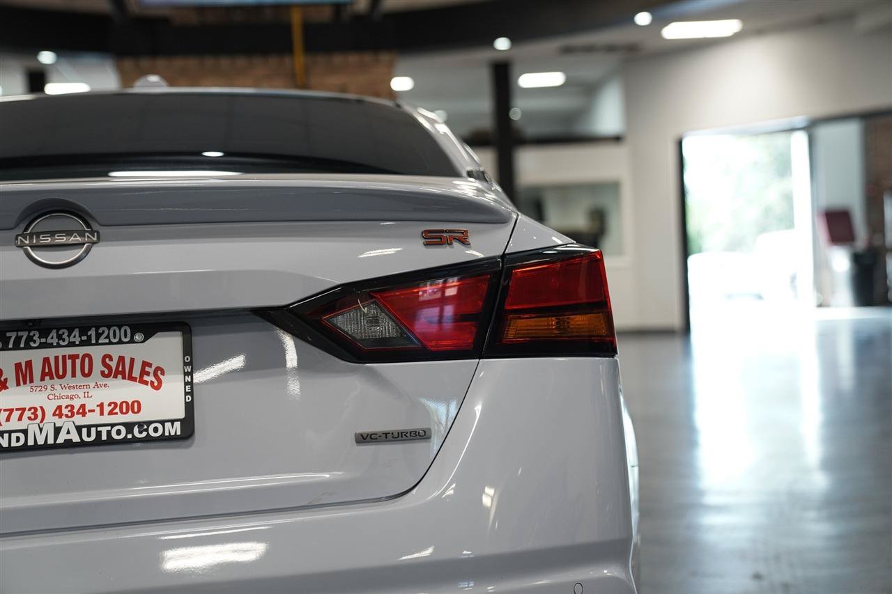 Used 2024 Nissan Altima 2.0 SR FWD image 17