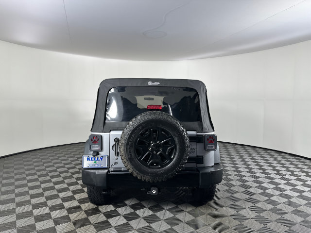 Used 2015 Jeep Wrangler Unlimited Sport AWD/4WD image 21