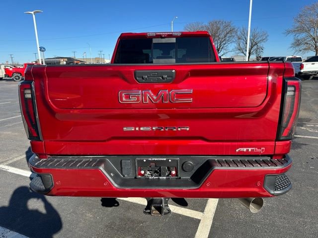 Used 2024 GMC Sierra 2500 AT4 w/ Technology Package image 5