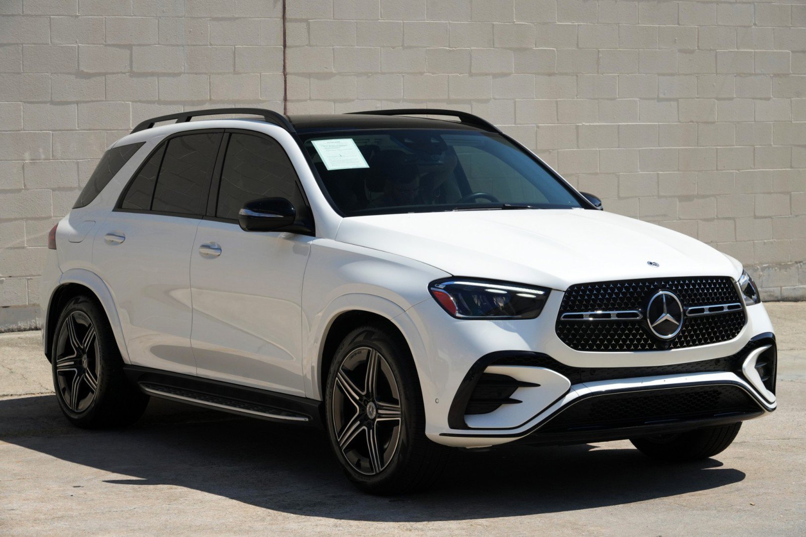 Used 2024 Mercedes-Benz GLE 580 4MATIC w/ 3rd Row Seat Package image 66