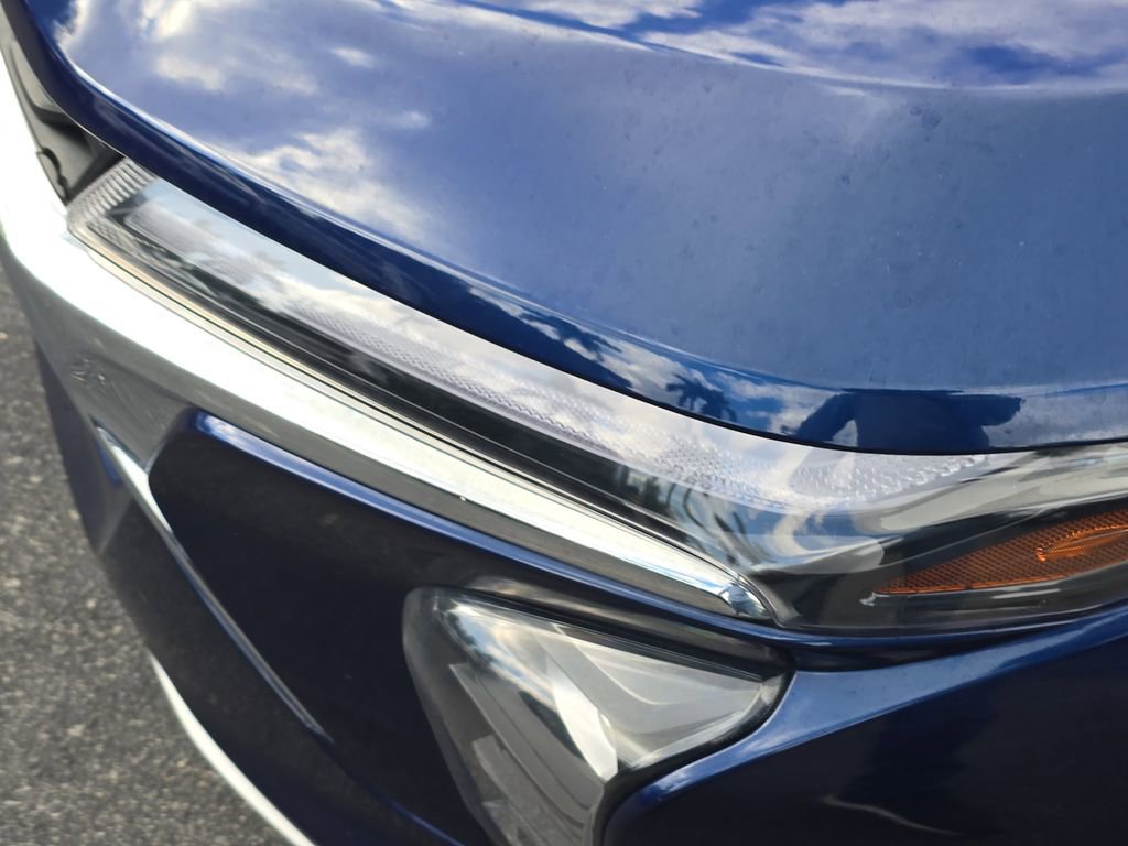 Used 2024 Chevrolet Trax LT image 8