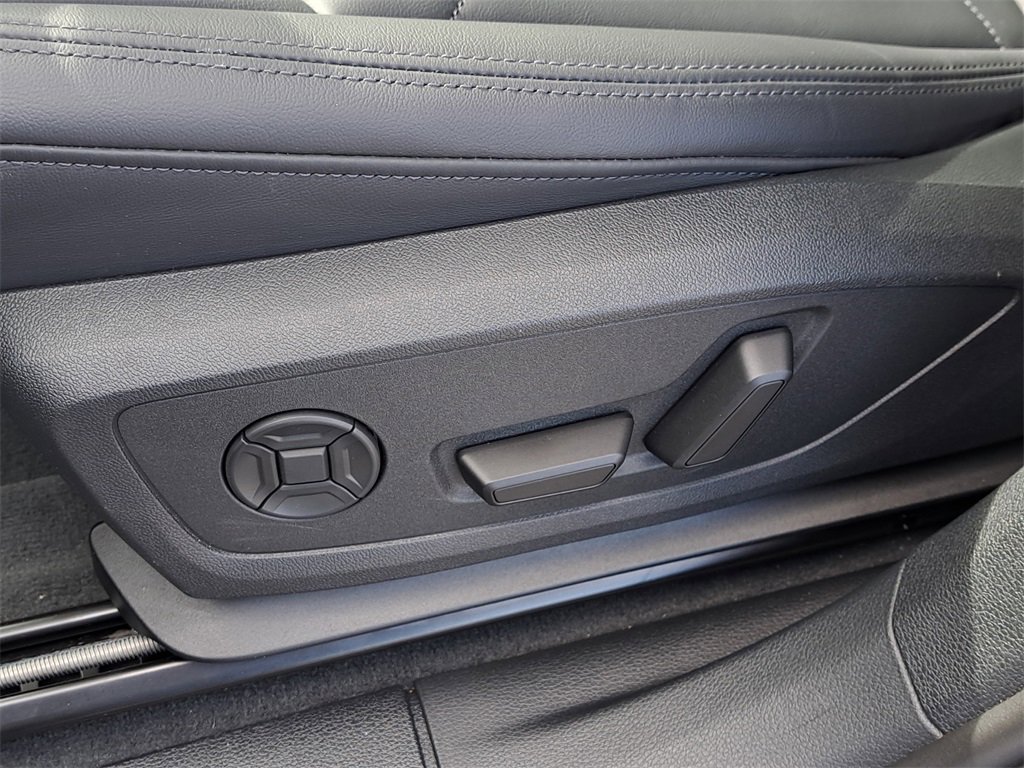 Certified 2025 Audi Q3 2.0T Premium w/ Convenience Package image 19