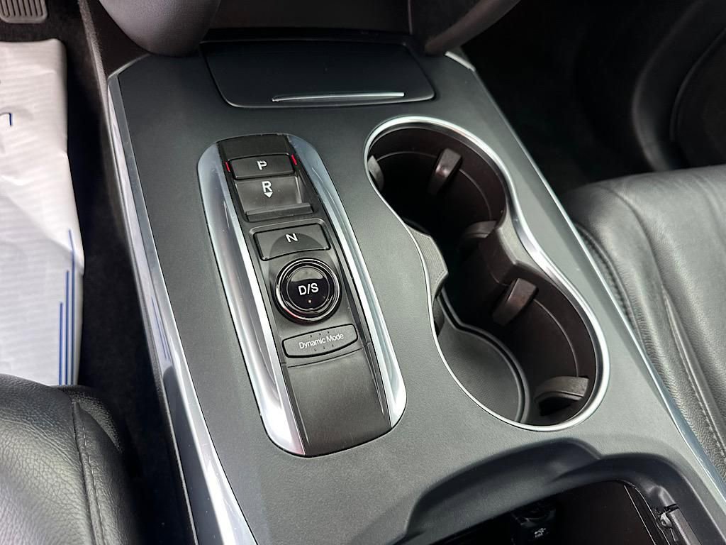 Used 2017 Acura MDX SH-AWD image 29