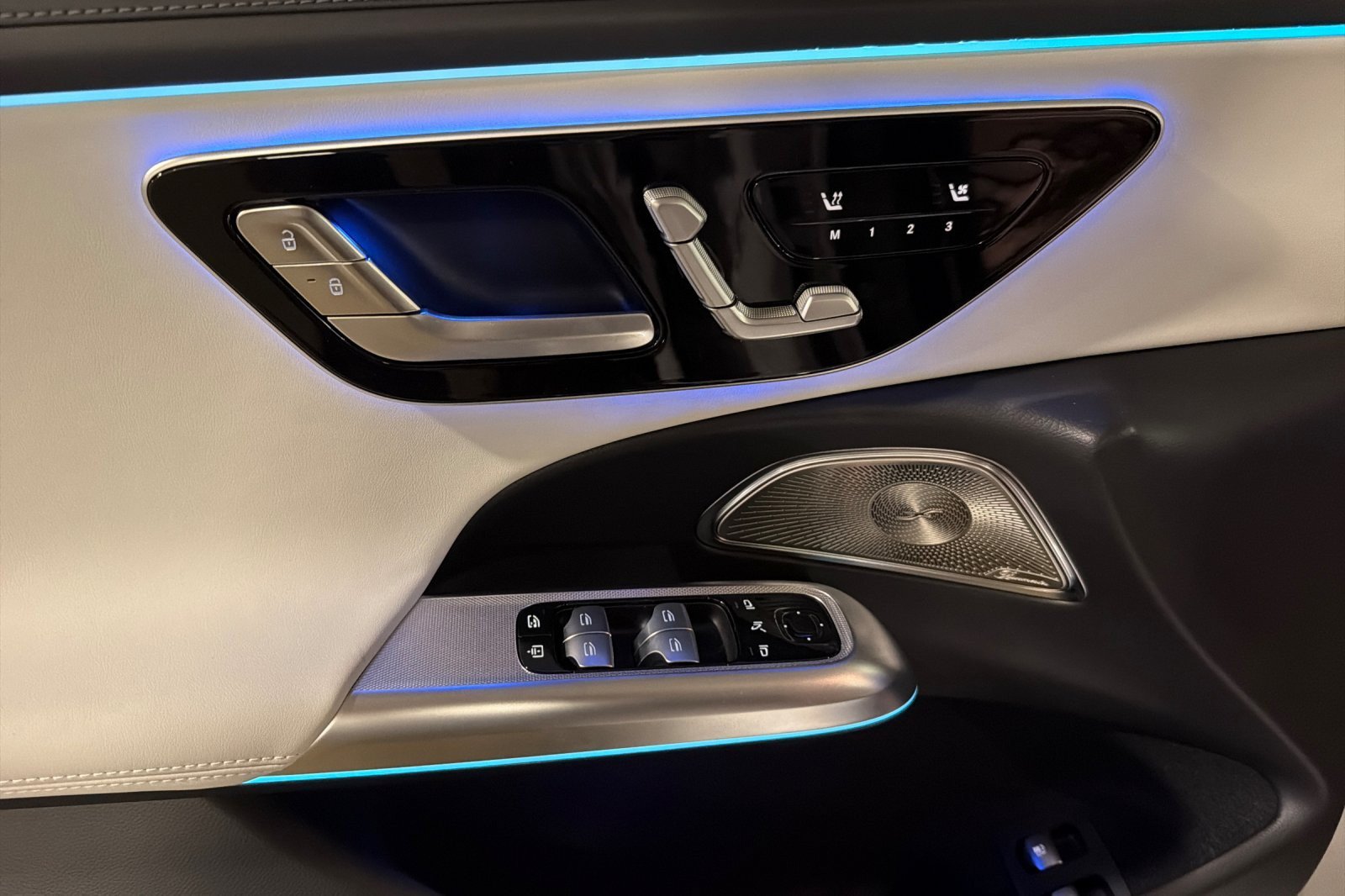 New 2027 Mercedes-Benz E 53 AMG e 4MATIC Sedan image 10