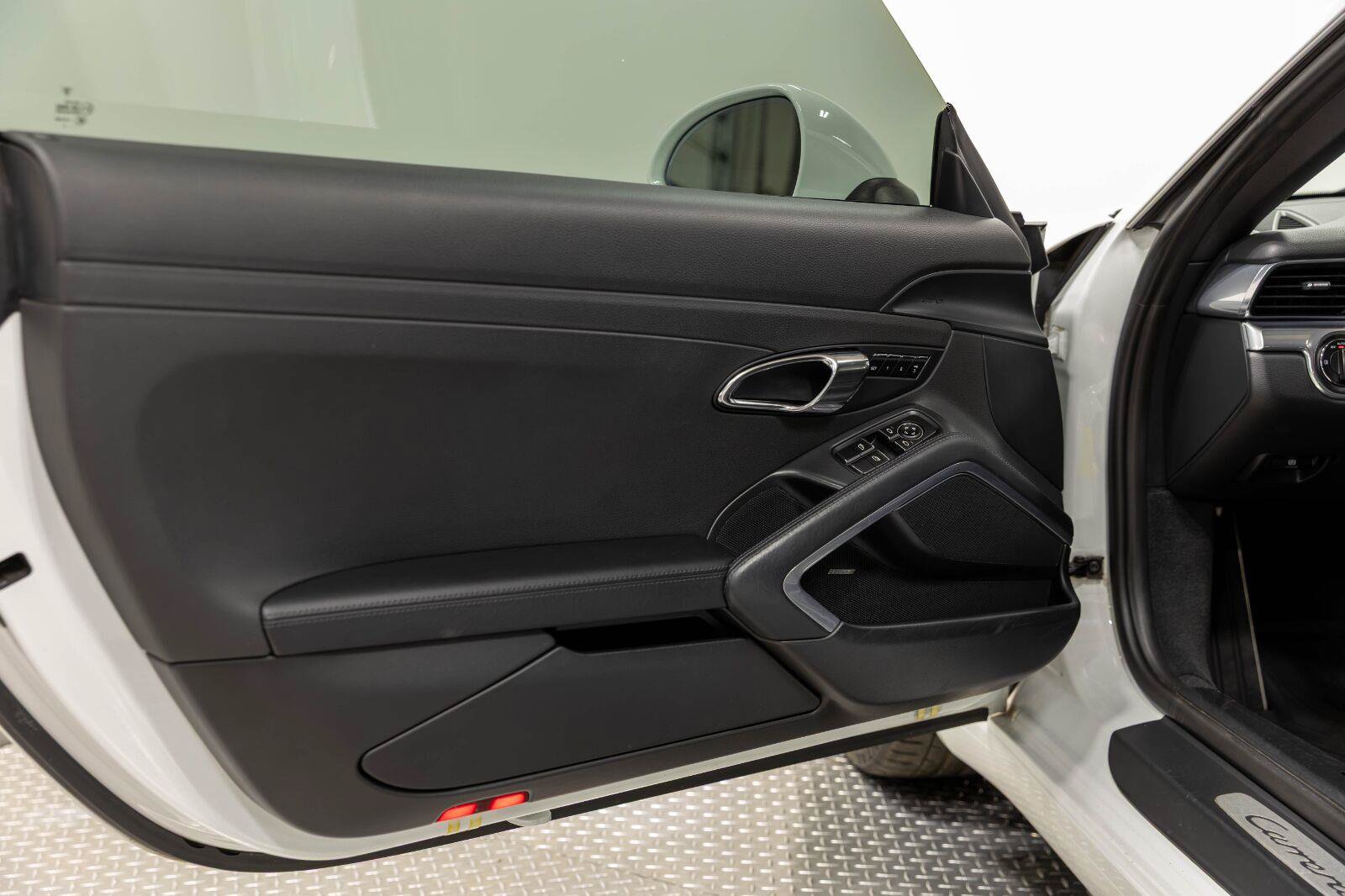 Used 2013 Porsche 911 Carrera RWD image 91