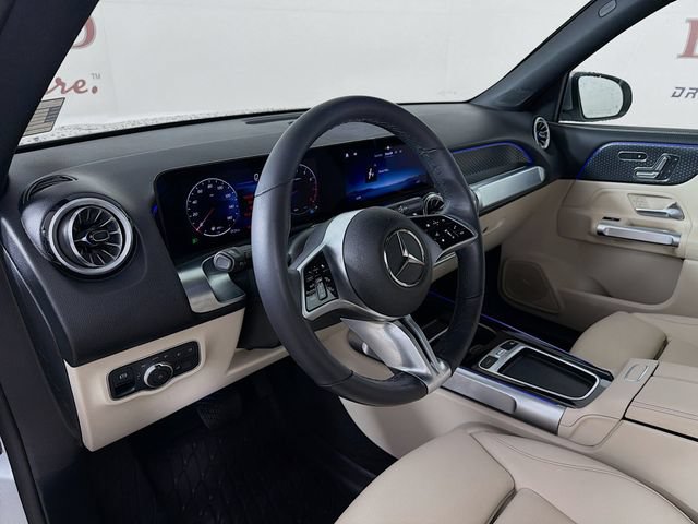 Used 2025 Mercedes-Benz GLB 250 image 11