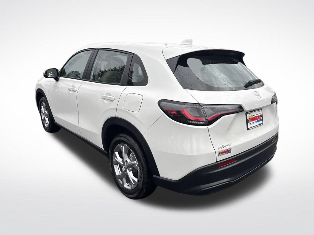 Certified 2025 Honda HR-V LX image 3