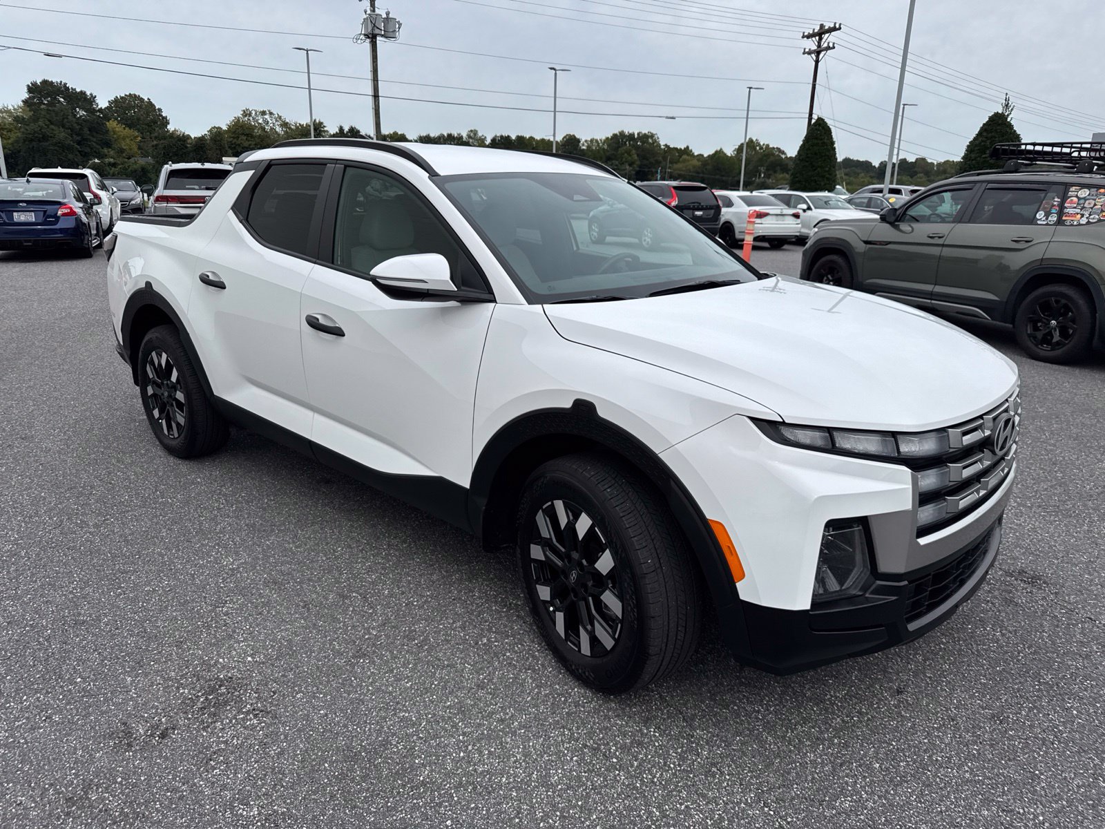 Used 2026 Hyundai Santa Cruz SEL AWD/4WD image 3