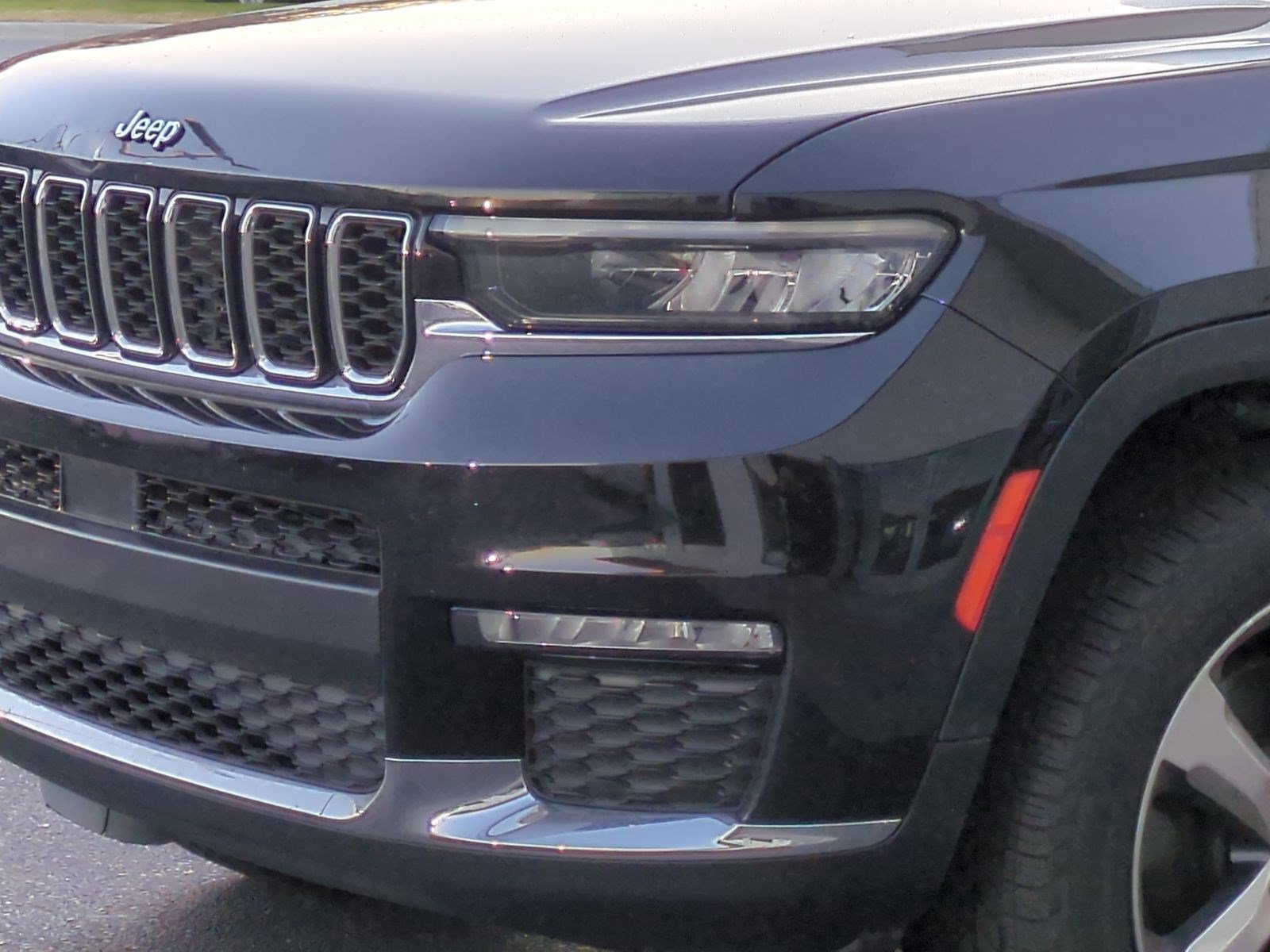 Used 2021 Jeep Grand Cherokee L Limited image 6