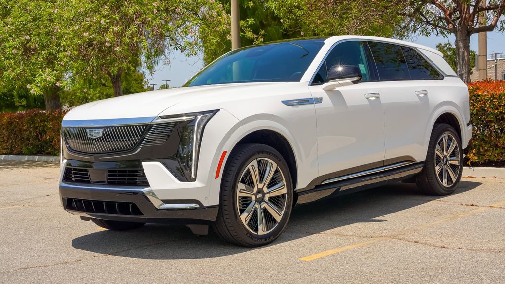 New 2025 Cadillac Escalade IQ Luxury 2 image 3