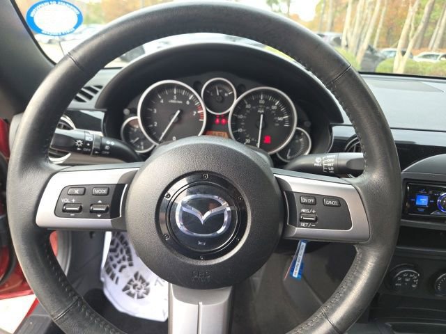 Used 2008 MAZDA MX-5 Miata Sport w/ Convenience Pkg image 25