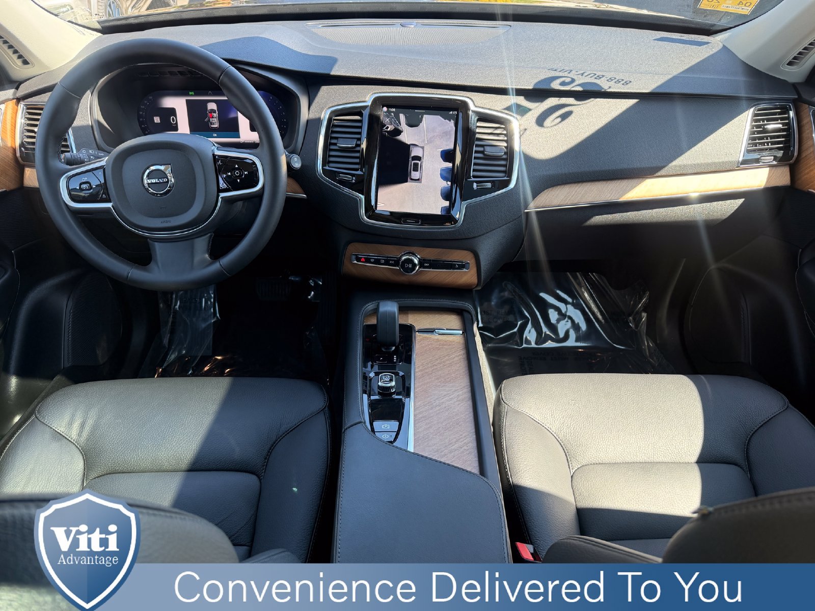 Certified 2025 Volvo XC90 B6 Plus w/ Protection Package Premier AWD/4WD image 2