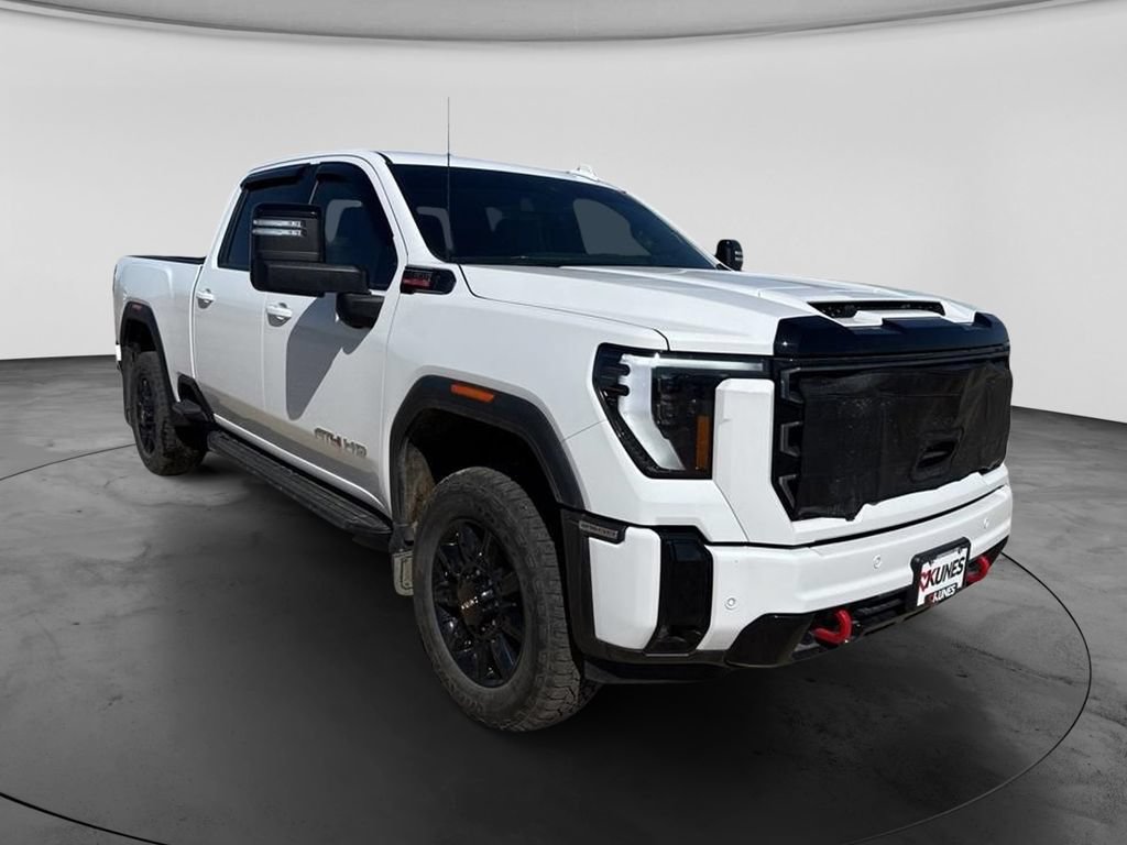 Used 2025 GMC Sierra 2500 AT4 AWD/4WD image 6
