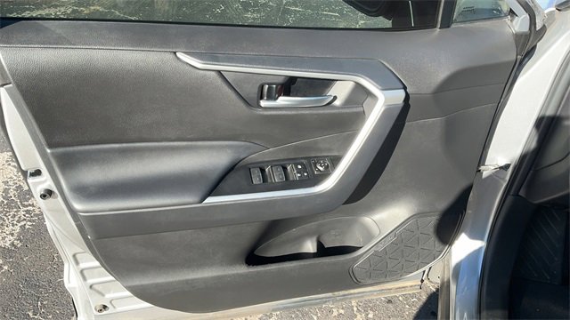 Used 2024 Toyota RAV4 XLE image 15
