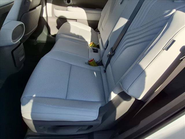 Used 2026 Hyundai Palisade SEL FWD image 19