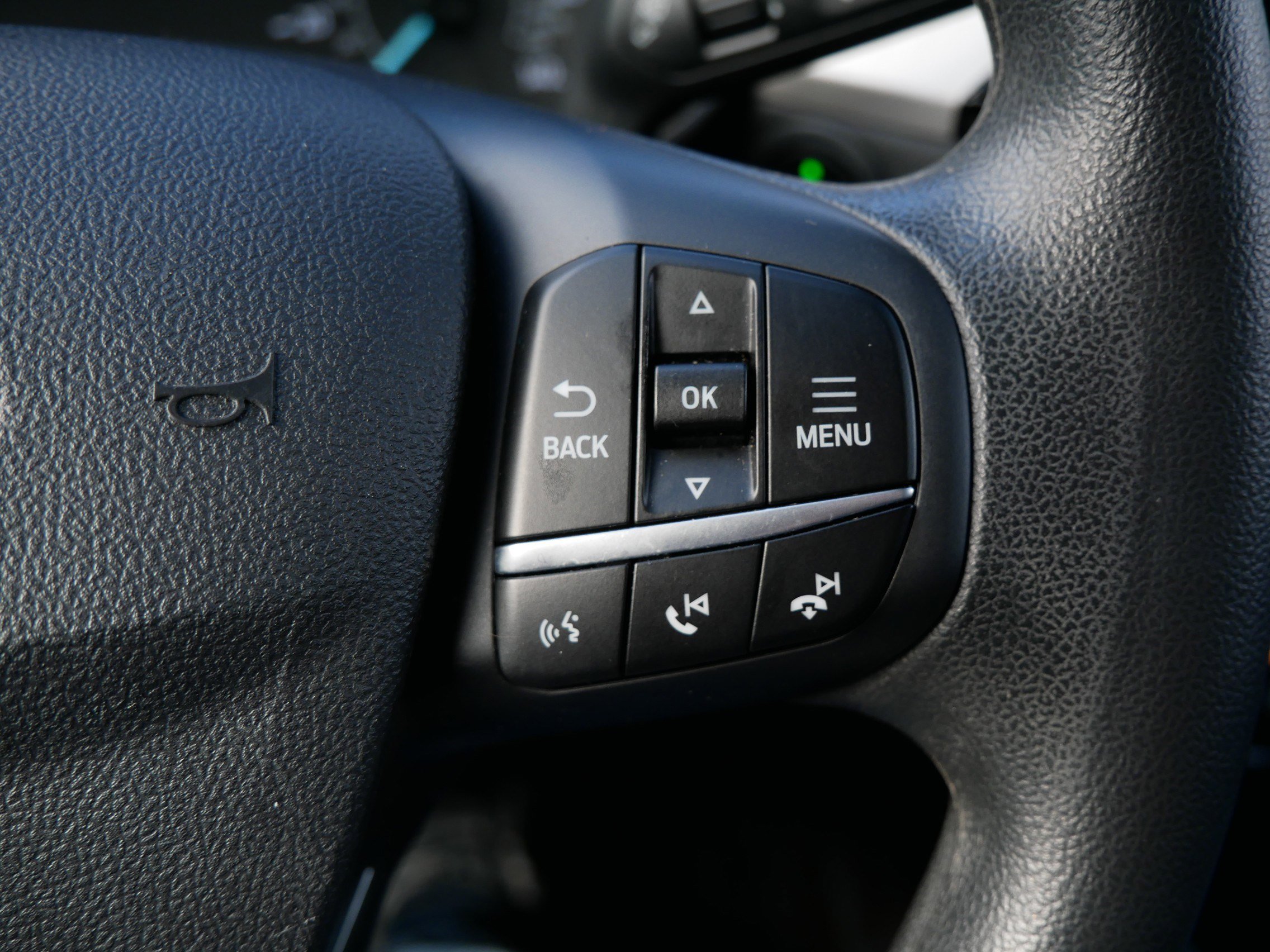 Certified 2022 Ford Escape SE AWD/4WD image 30