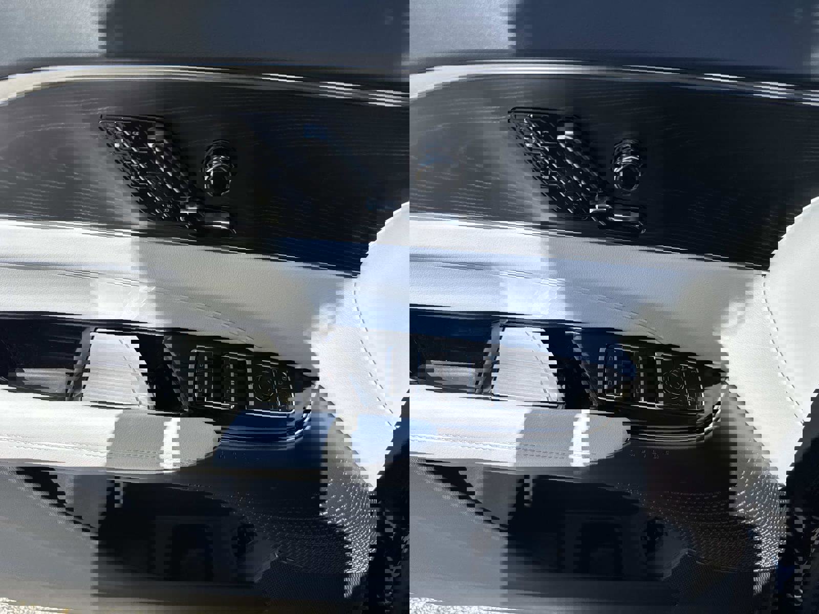 Certified 2026 Cadillac Lyriq Luxury image 18