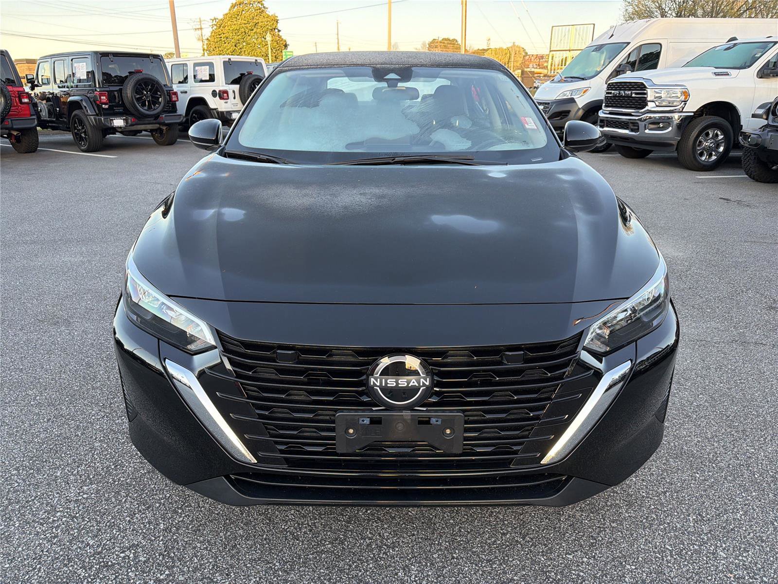 Used 2024 Nissan Sentra SV image 4