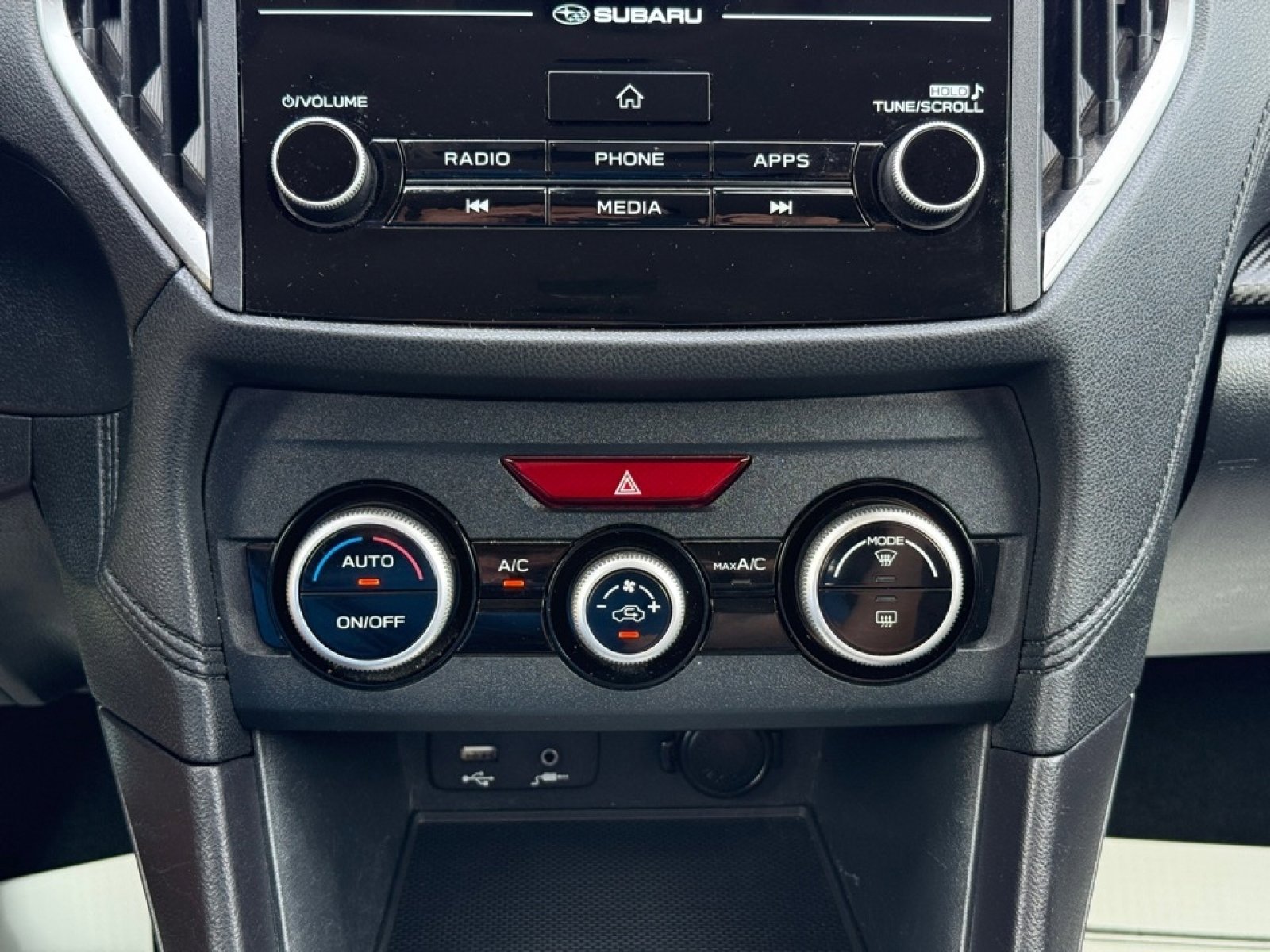 Used 2022 Subaru Crosstrek 2.0i image 29