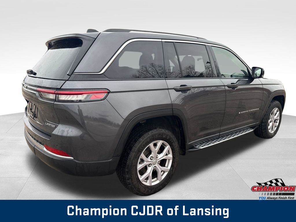 Used 2022 Jeep Grand Cherokee Limited image 5