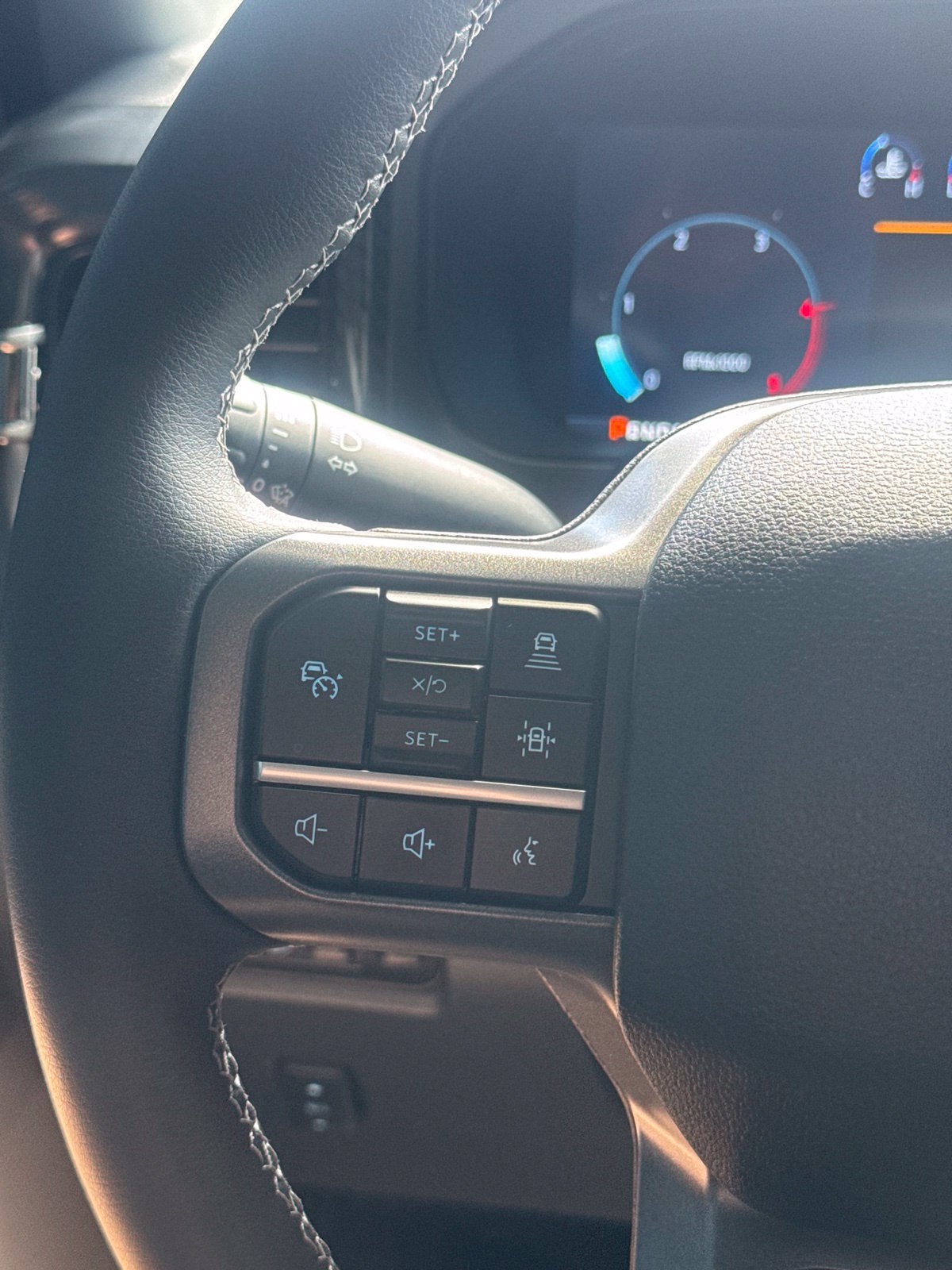 Used 2026 Ford F250 Lariat w/ Black Appearance Package AWD/4WD image 28