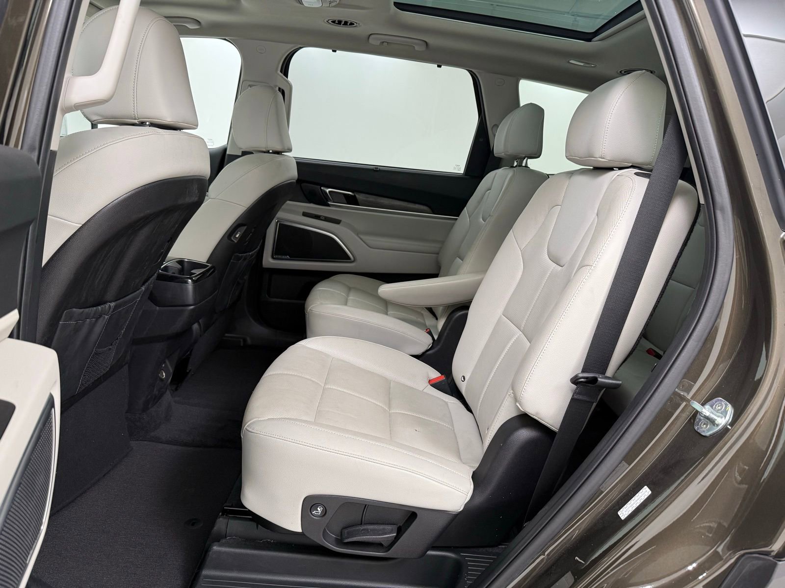 Used 2022 Kia Telluride SX w/ Towing Package image 20