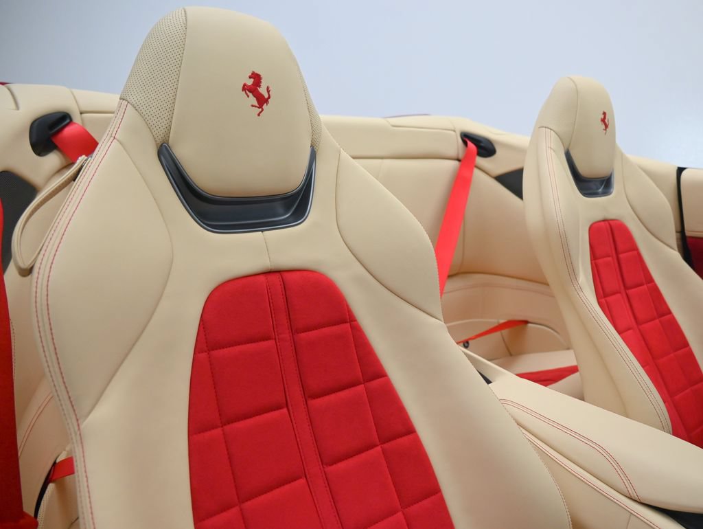 Used 2023 Ferrari Portofino M RWD image 18