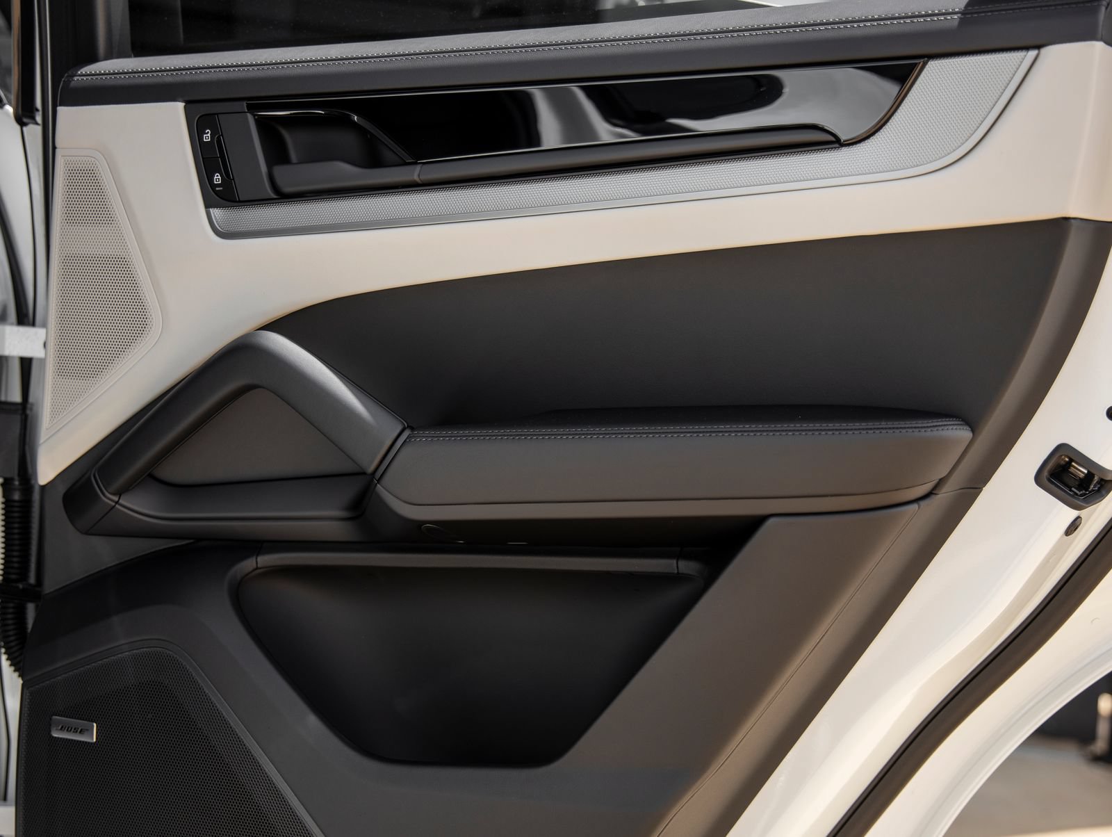 New 2026 Porsche Cayenne S AWD/4WD image 37