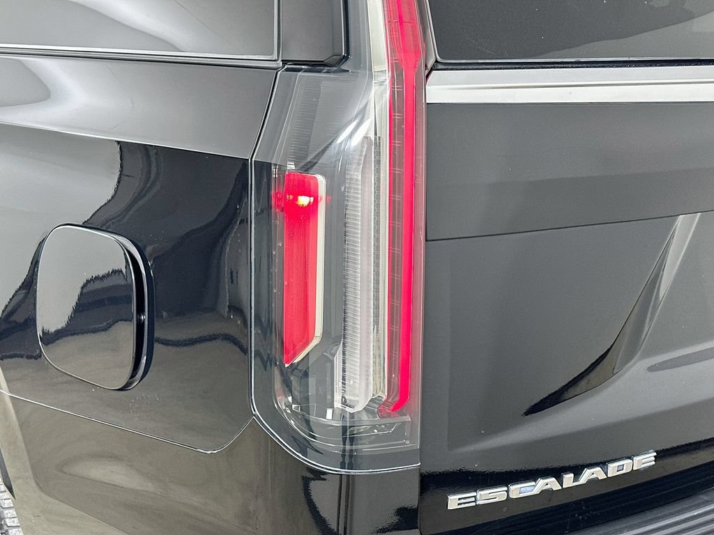 Certified 2024 Cadillac Escalade Premium Luxury w/ Performance Package AWD/4WD image 43