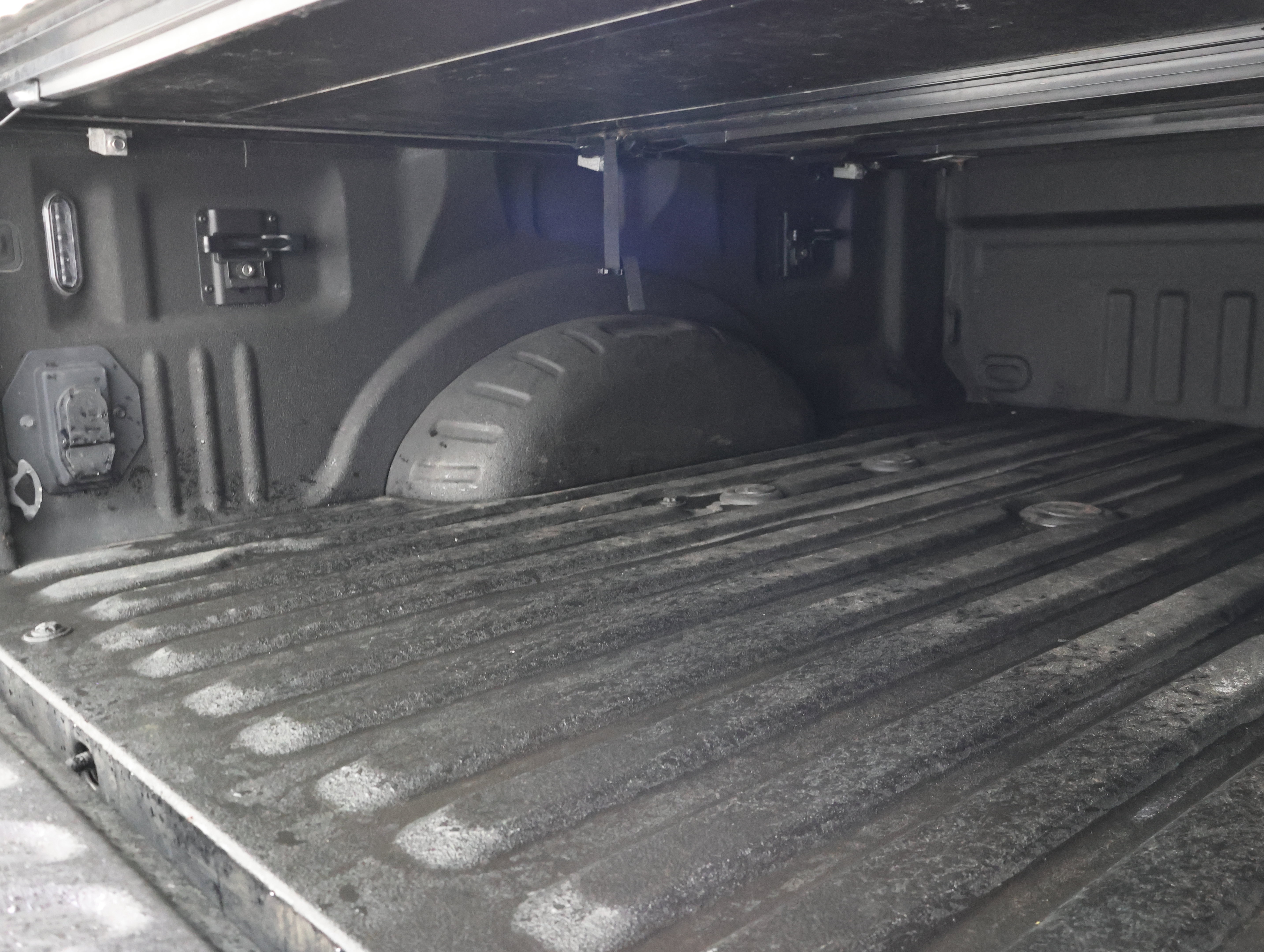 Used 2022 Ford F250 Lariat w/ Tremor Off-Road Package AWD/4WD image 5