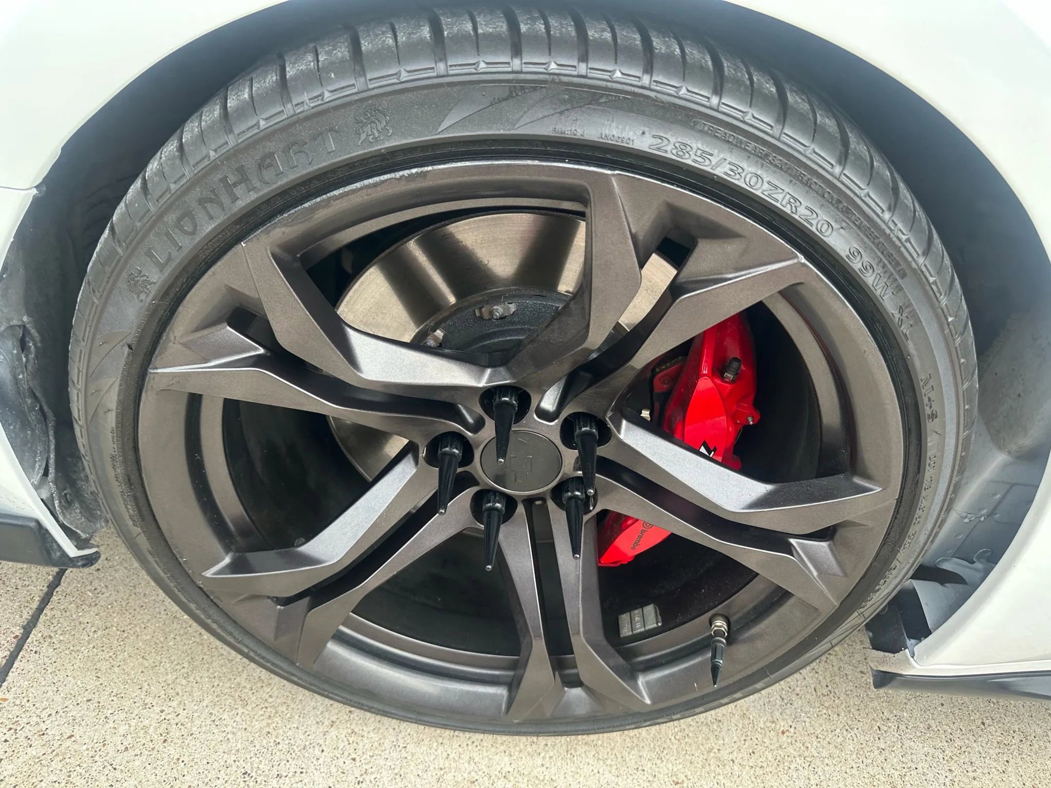 Used 2018 Chevrolet Camaro SS image 3