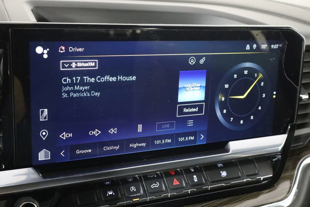 Used 2023 Chevrolet Silverado 1500 LT AWD/4WD image 29