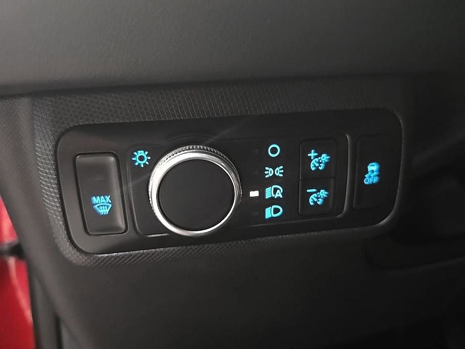 Used 2021 Ford Mustang Mach-E Select w/ Comfort/Appearance Package image 15