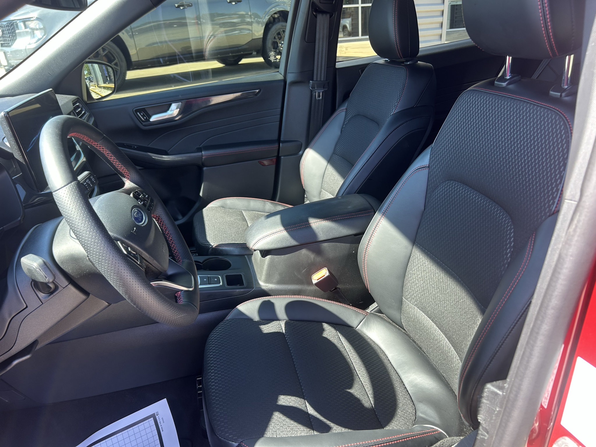 Used 2026 Ford Escape ST-Line Elite w/ Equipment Group 501A AWD/4WD image 16